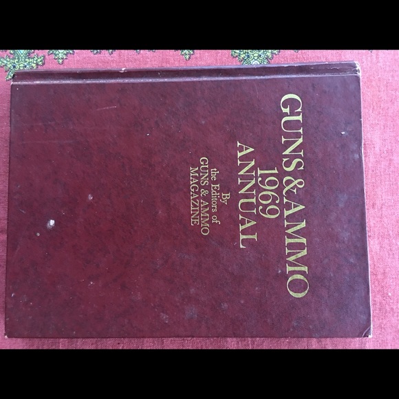 1969 gun and ammo double gun books - Picture 8 of 15